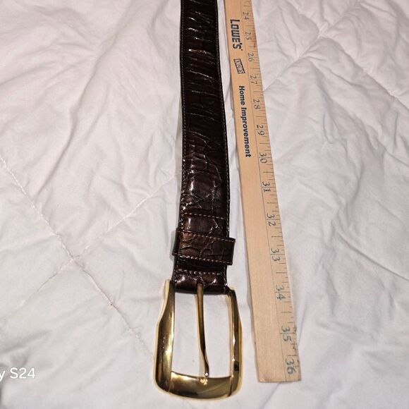 MCM ALLIGATOR WITH BRASS BUCKLE BELT MADE IN ITALY - Picture 7 of 14